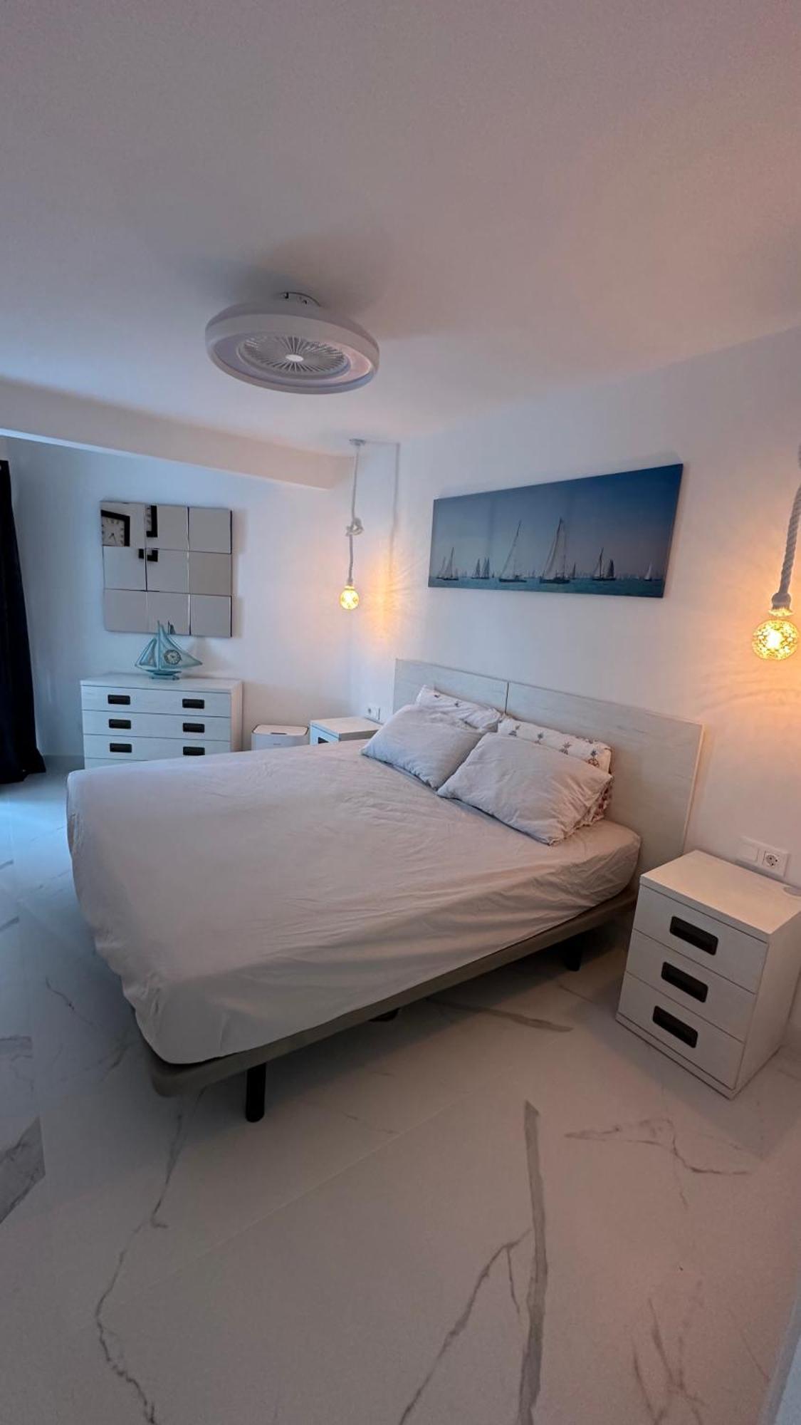 Seaview 2 Bed Apart , 30m From Playa Arenal, Garage Appartement Calp