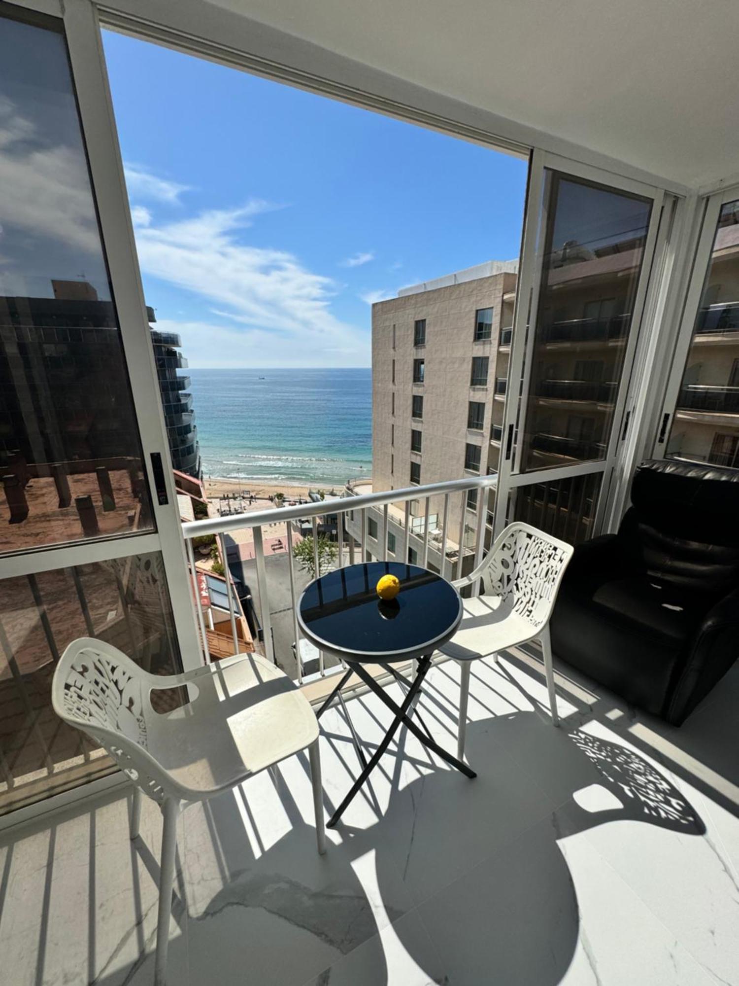 Seaview 2 Bed Apart , 30m From Playa Arenal, Garage Appartement *
